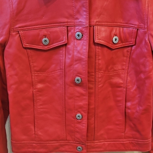 Red Jacket - Picture 3 of 8